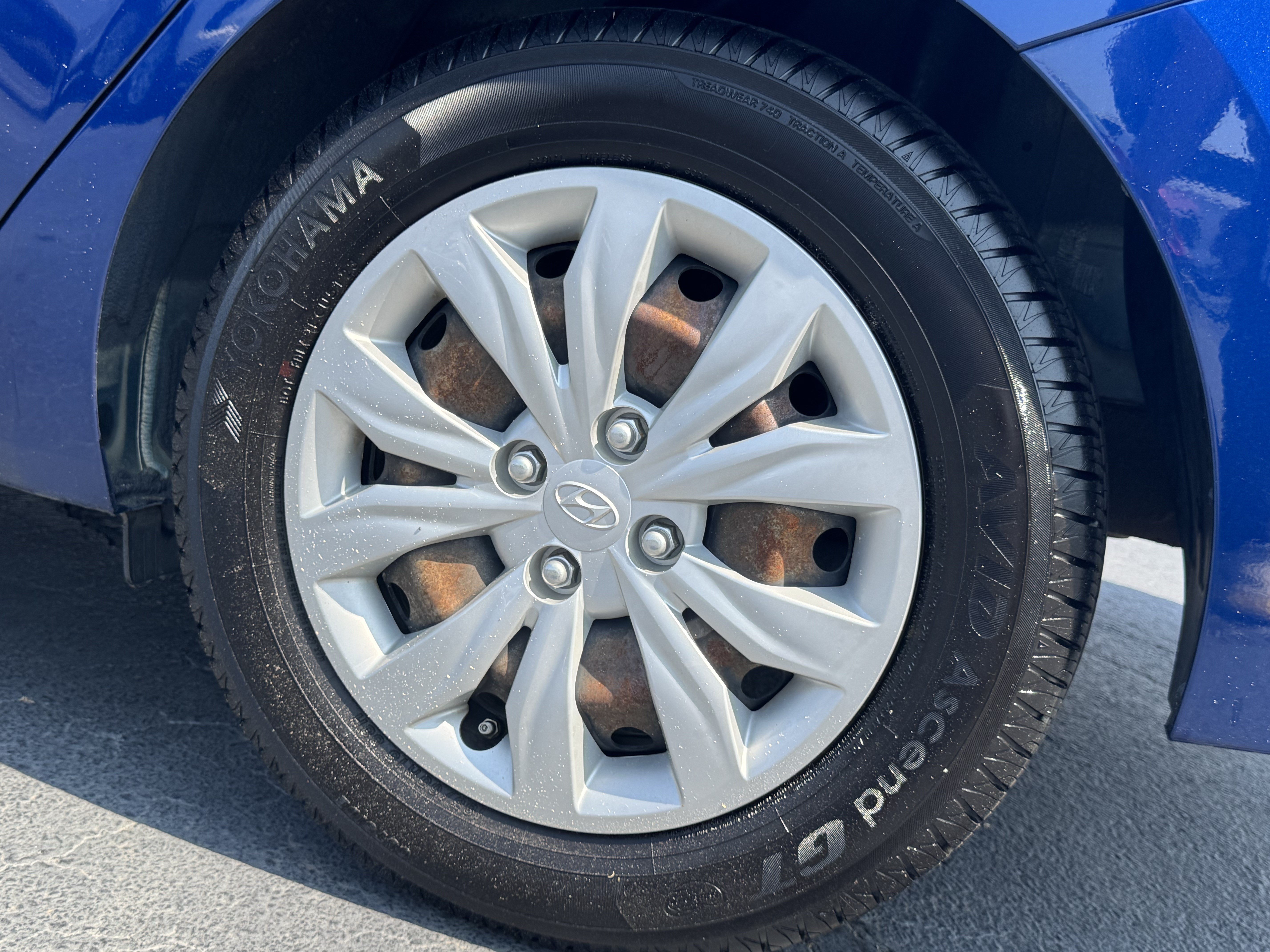 Used 2022 Hyundai Accent SE w/ Cargo Package FWD image 20