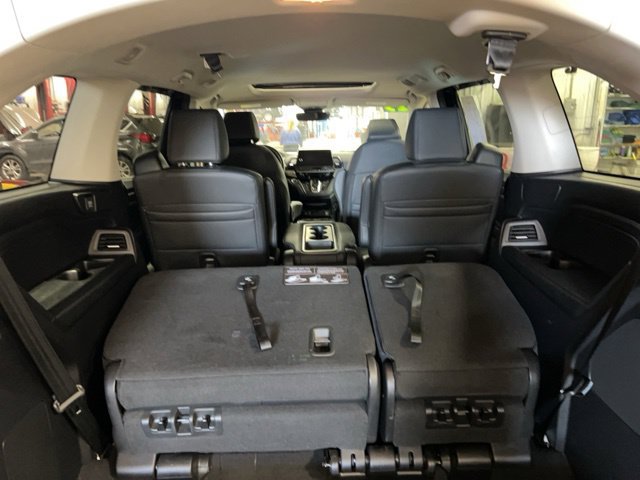 Used 2025 Honda Odyssey EX-L image 10
