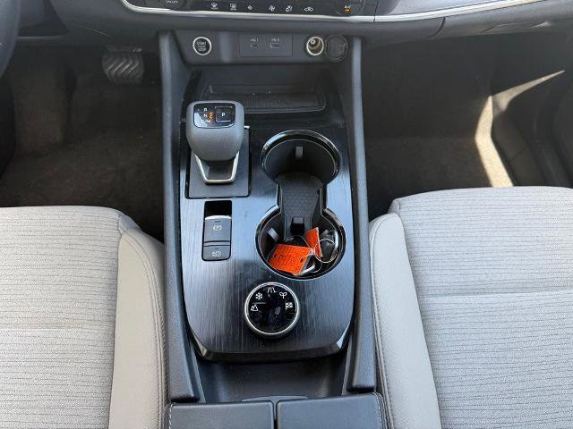 Used 2023 Nissan Rogue SV AWD/4WD image 20