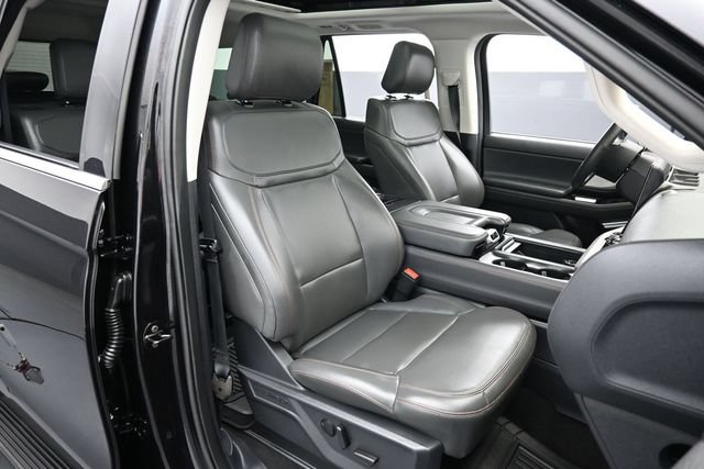 Certified 2025 Ford Expedition Max Active RWD image 33