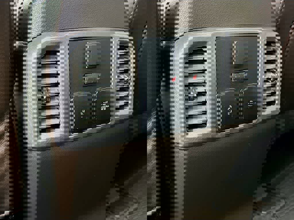 Certified 2020 Ford F150 Limited w/ Trailer Tow Package image 16