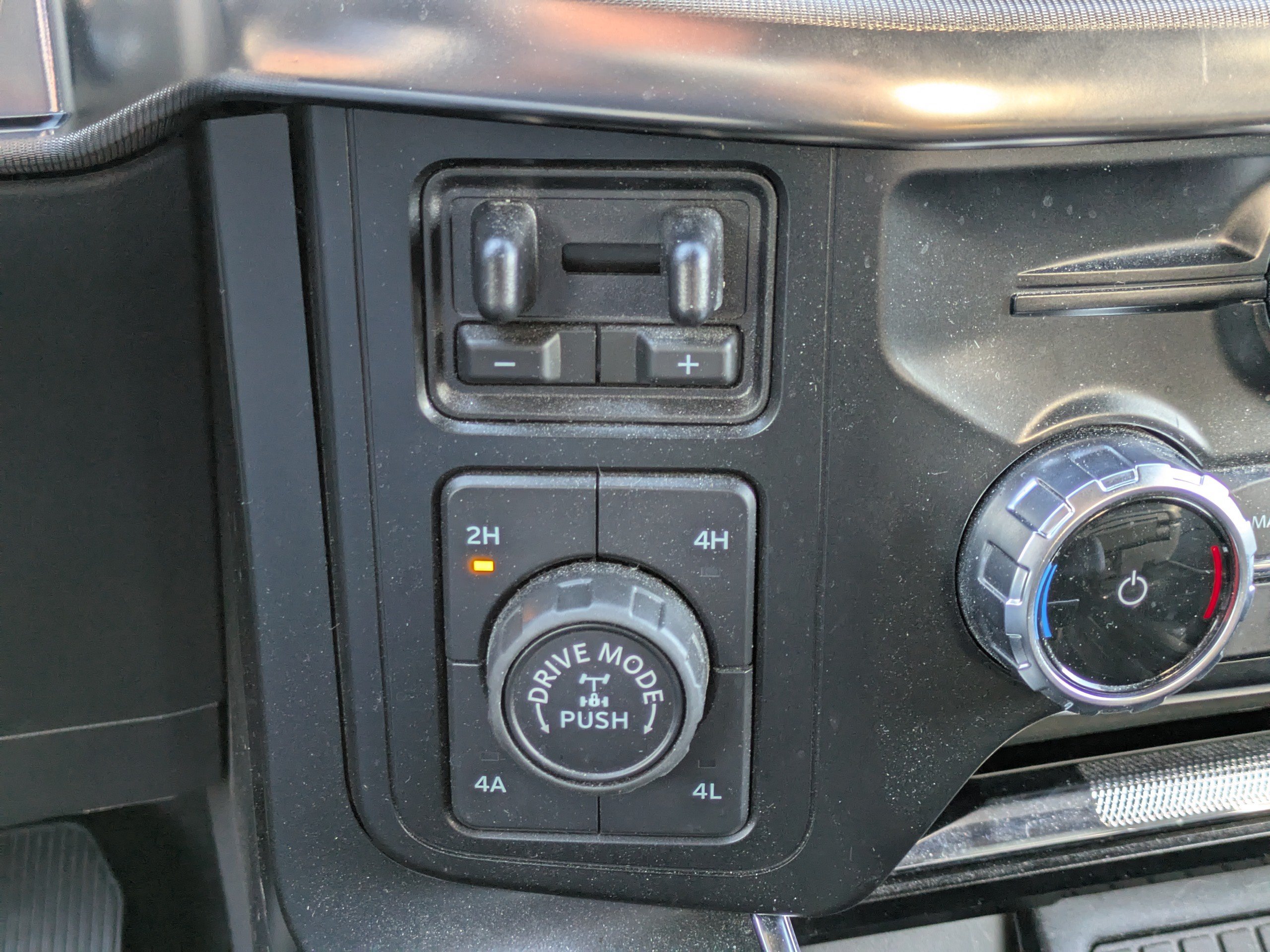 Certified 2023 Ford F150 Raptor AWD/4WD image 28