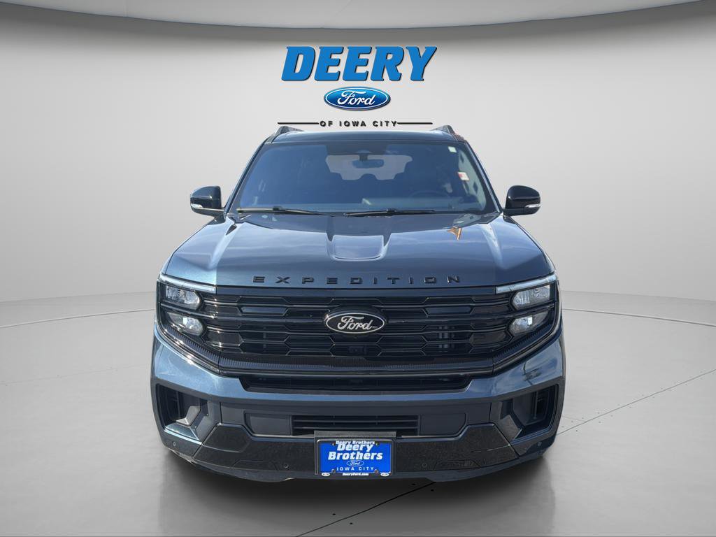 Certified 2025 Ford Expedition Max Platinum w/ Stealth Appearance Package AWD/4WD image 4