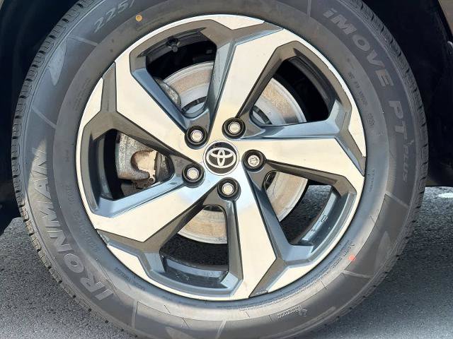Used 2024 Toyota RAV4 SE w/ Weather & Moonroof Package AWD/4WD image 14
