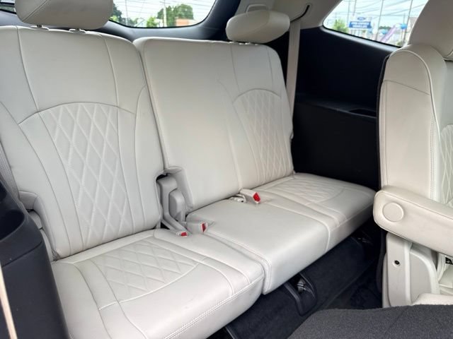 Used 2022 Buick Enclave Avenir w/ Avenir Technology Package AWD/4WD image 41