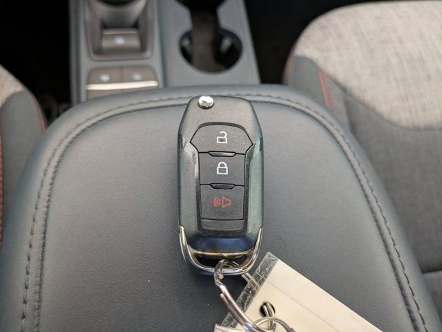 Certified 2022 Ford Maverick XLT image 26