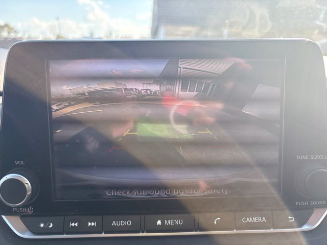 Used 2024 Nissan Rogue S AWD/4WD image 26