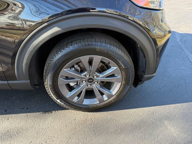 Certified 2022 Ford Explorer XLT w/ Equipment Group 202A image 31