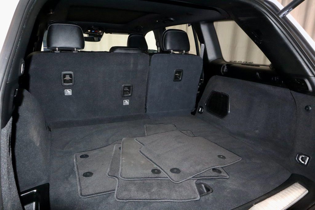 Used 2023 Jeep Grand Cherokee Overland image 16