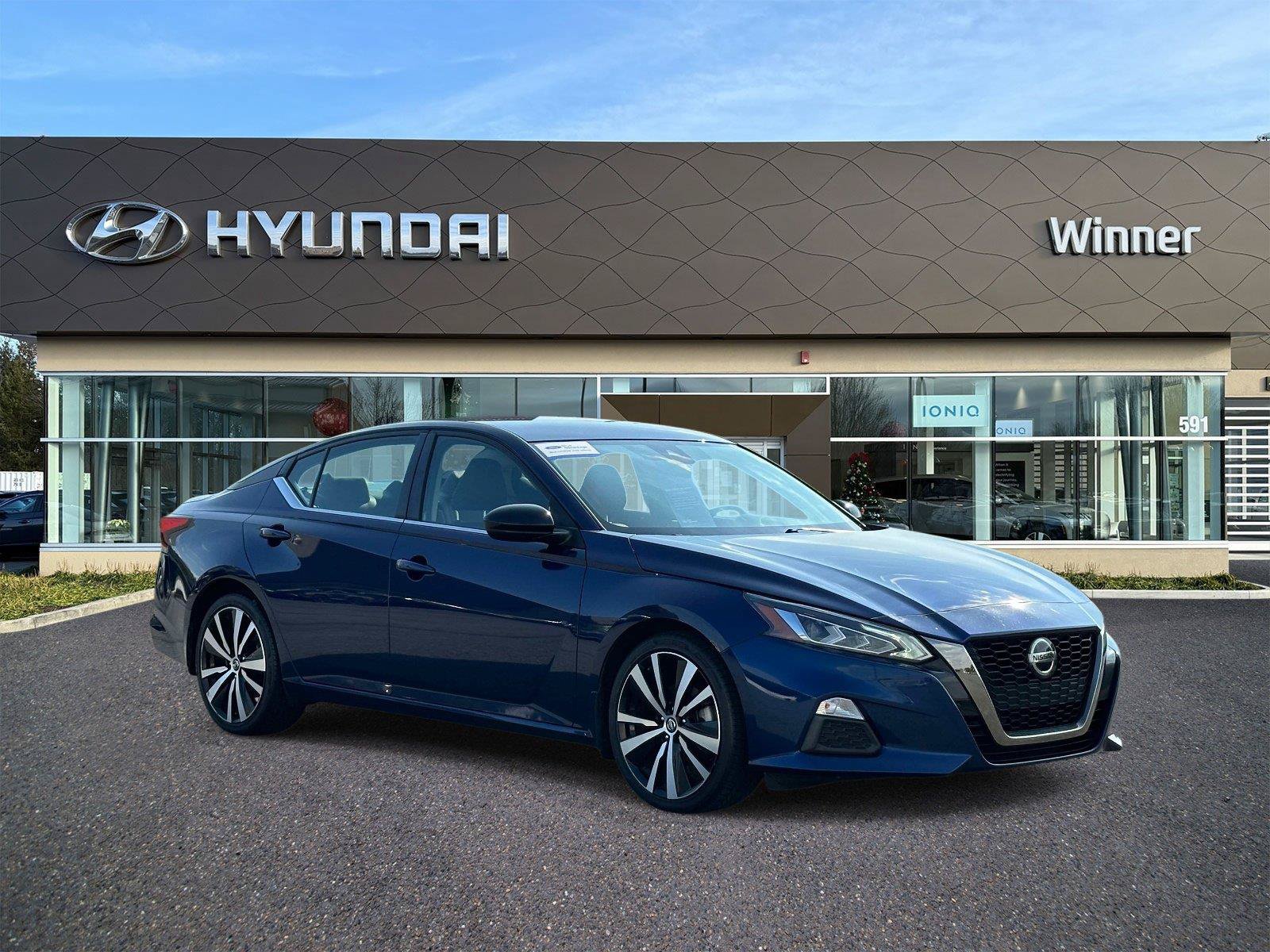 Used 2022 Nissan Altima 2.5 SR FWD image 6