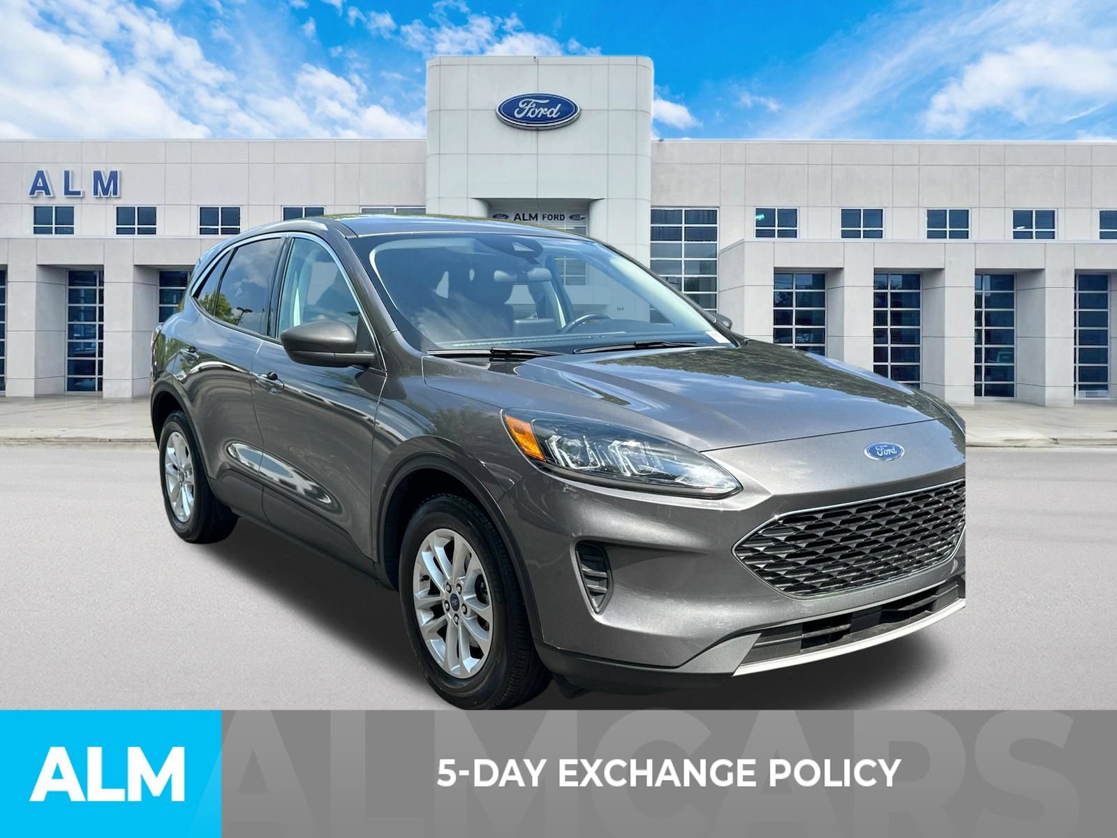 Certified 2022 Ford Escape SE w/ Convenience Package FWD image 3