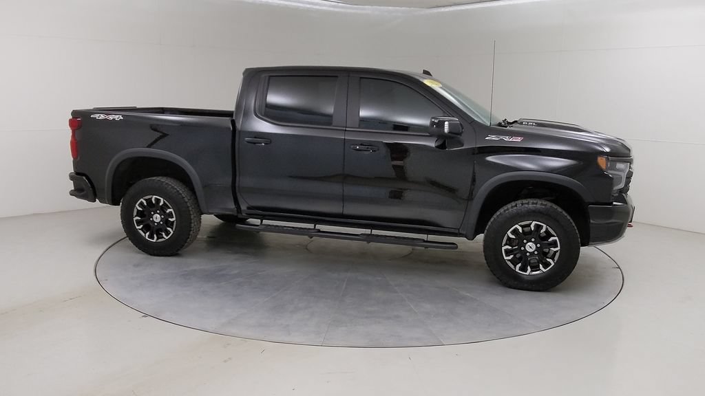 Used 2023 Chevrolet Silverado 1500 ZR2 w/ Technology Package AWD/4WD image 12