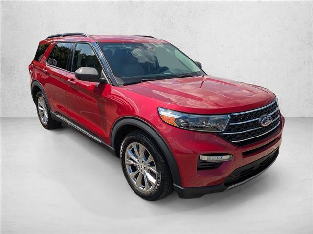 Certified 2023 Ford Explorer XLT w/ Equipment Group 202A RWD image 3