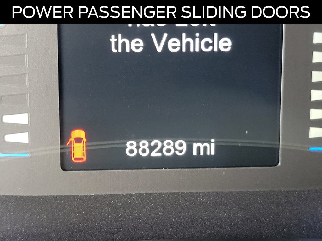 Used 2017 Chrysler Pacifica Touring-L FWD image 25