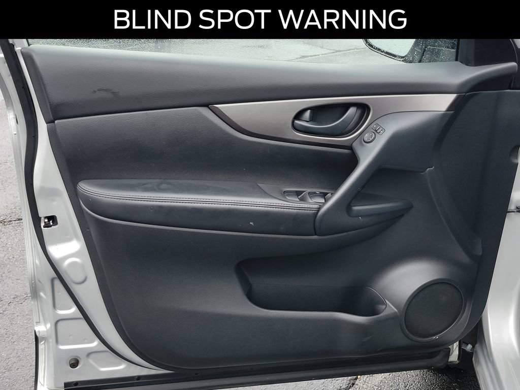 Used 2021 Nissan Rogue Sport S AWD/4WD image 22