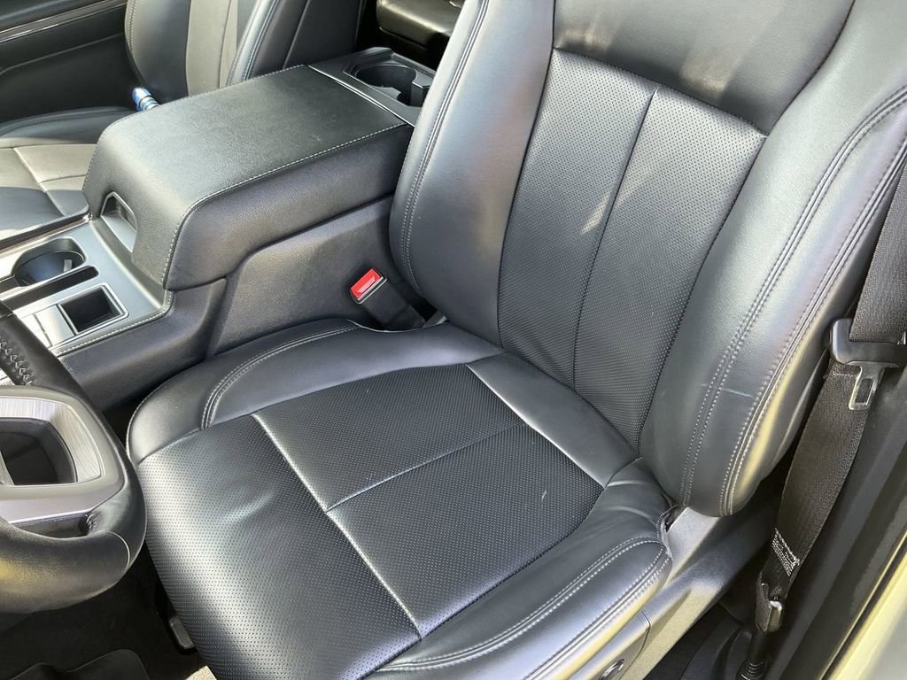 Certified 2024 Ford Expedition Max XLT image 12