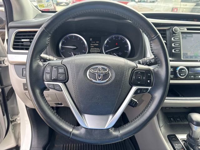 Used 2018 Toyota Highlander XLE FWD image 30