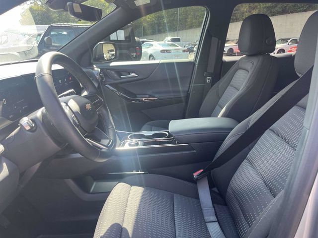 Used 2026 Chevrolet Equinox LT w/ Safety and Technology Package FWD image 21