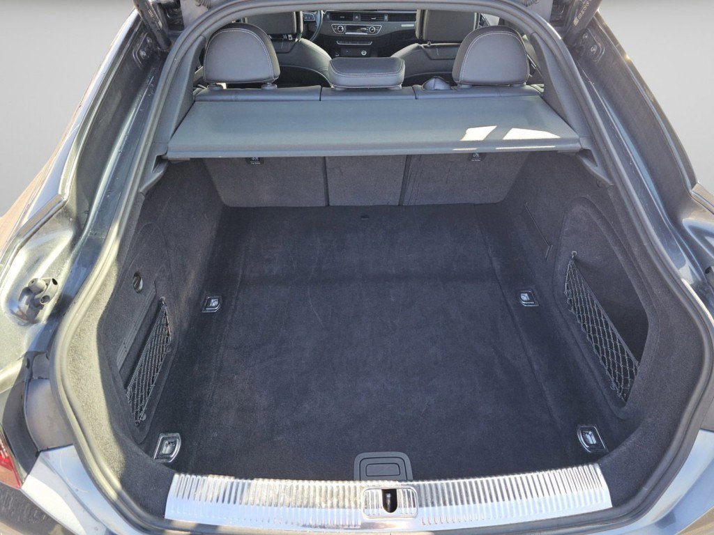 Used 2022 Audi A5 2.0T Premium image 25