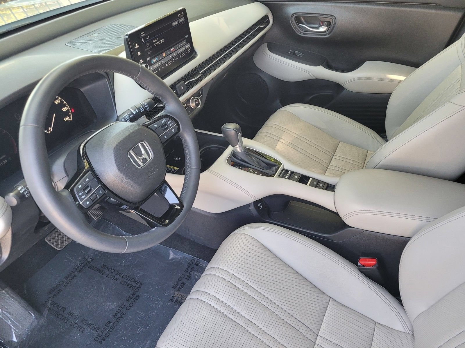 Used 2024 Honda HR-V EX-L image 19