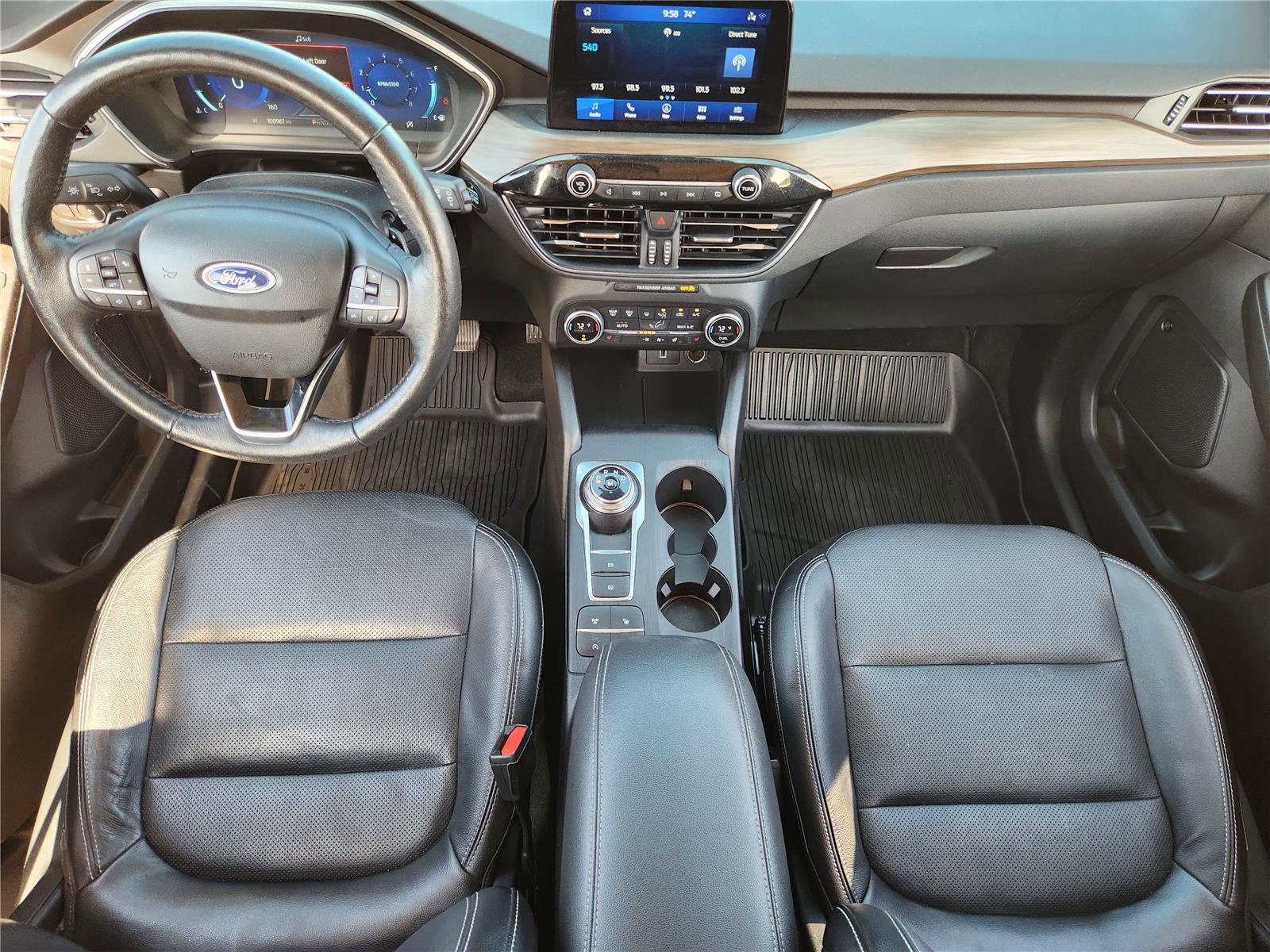 Certified 2020 Ford Escape Titanium AWD/4WD image 30