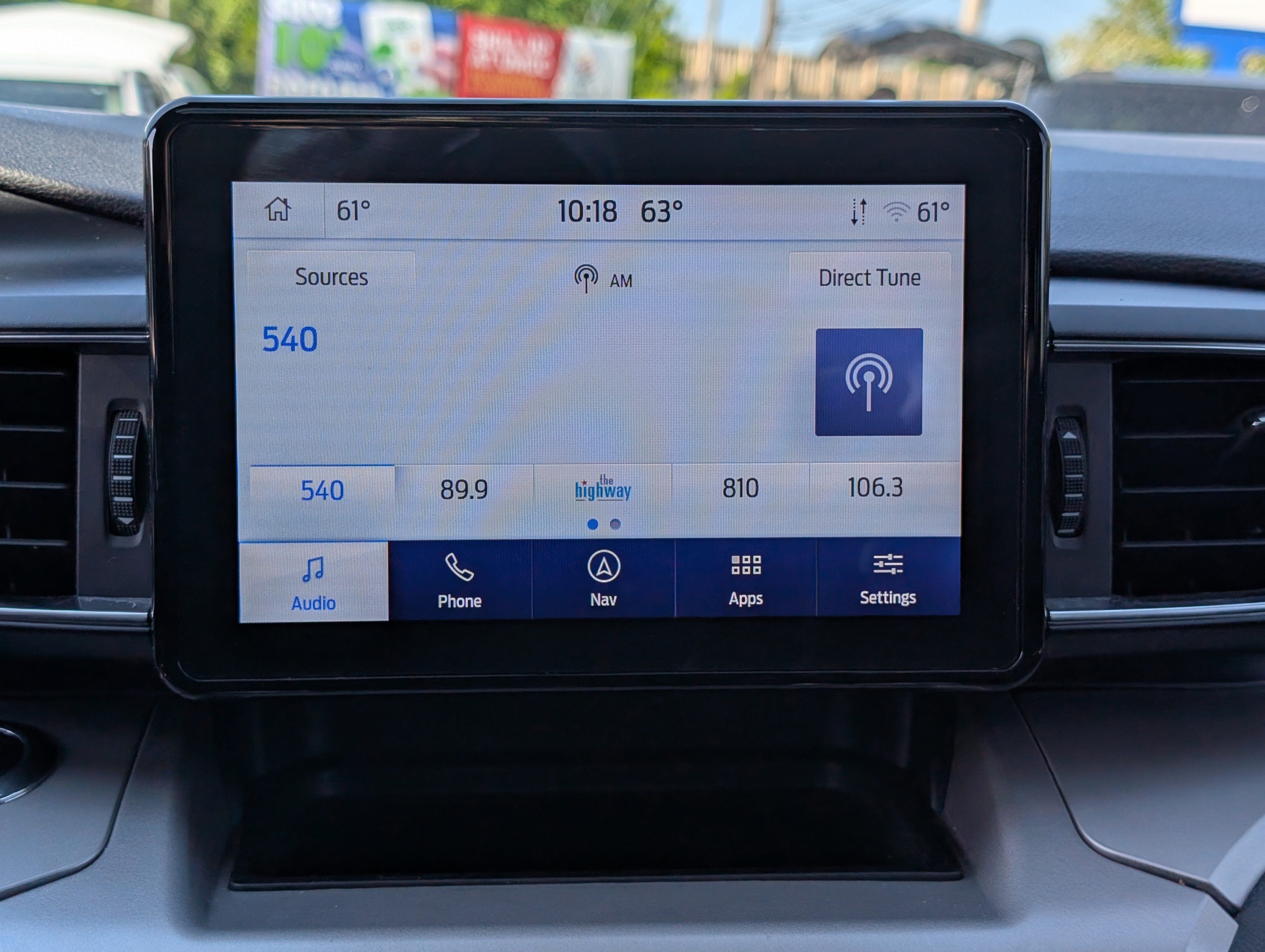 Certified 2023 Ford Explorer XLT w/ Equipment Group 202A AWD/4WD image 33