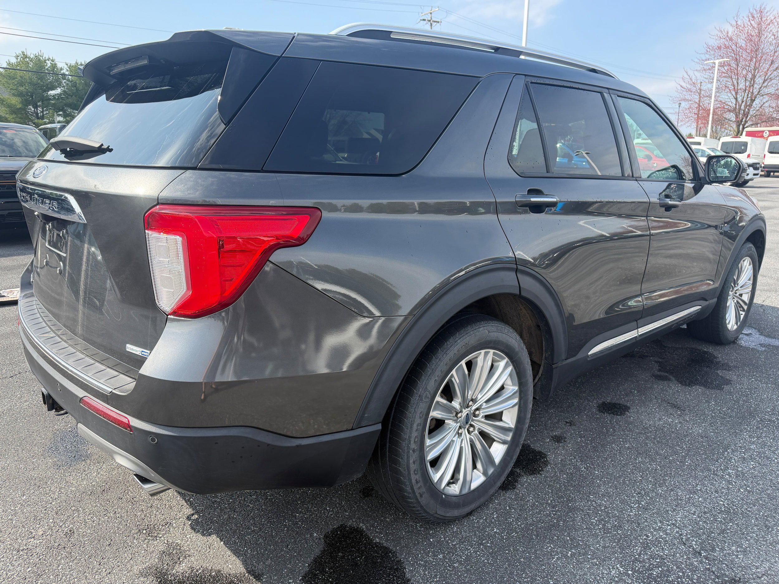 Certified 2020 Ford Explorer Limited w/ Class III Trailer Tow Package AWD/4WD image 5