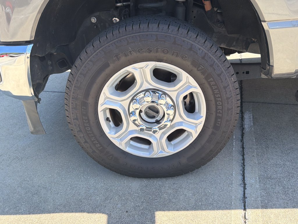 Certified 2025 Ford F350 XLT AWD/4WD image 12