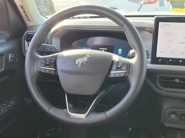 Certified 2025 Ford Bronco Sport Outer Banks w/ Outer Banks Tech Package+ AWD/4WD image 19
