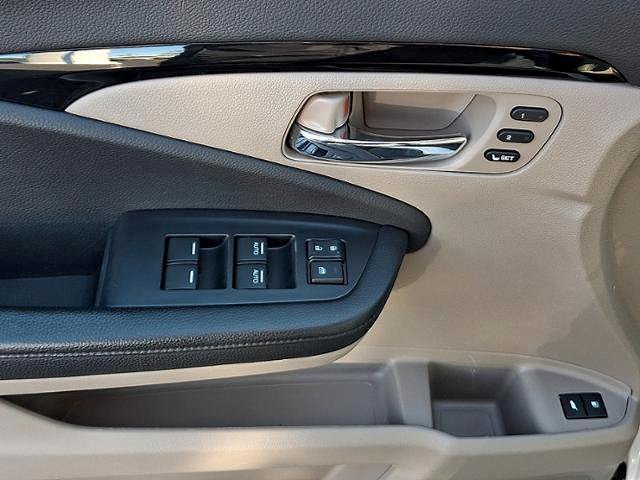 Used 2021 Honda Pilot Elite image 14