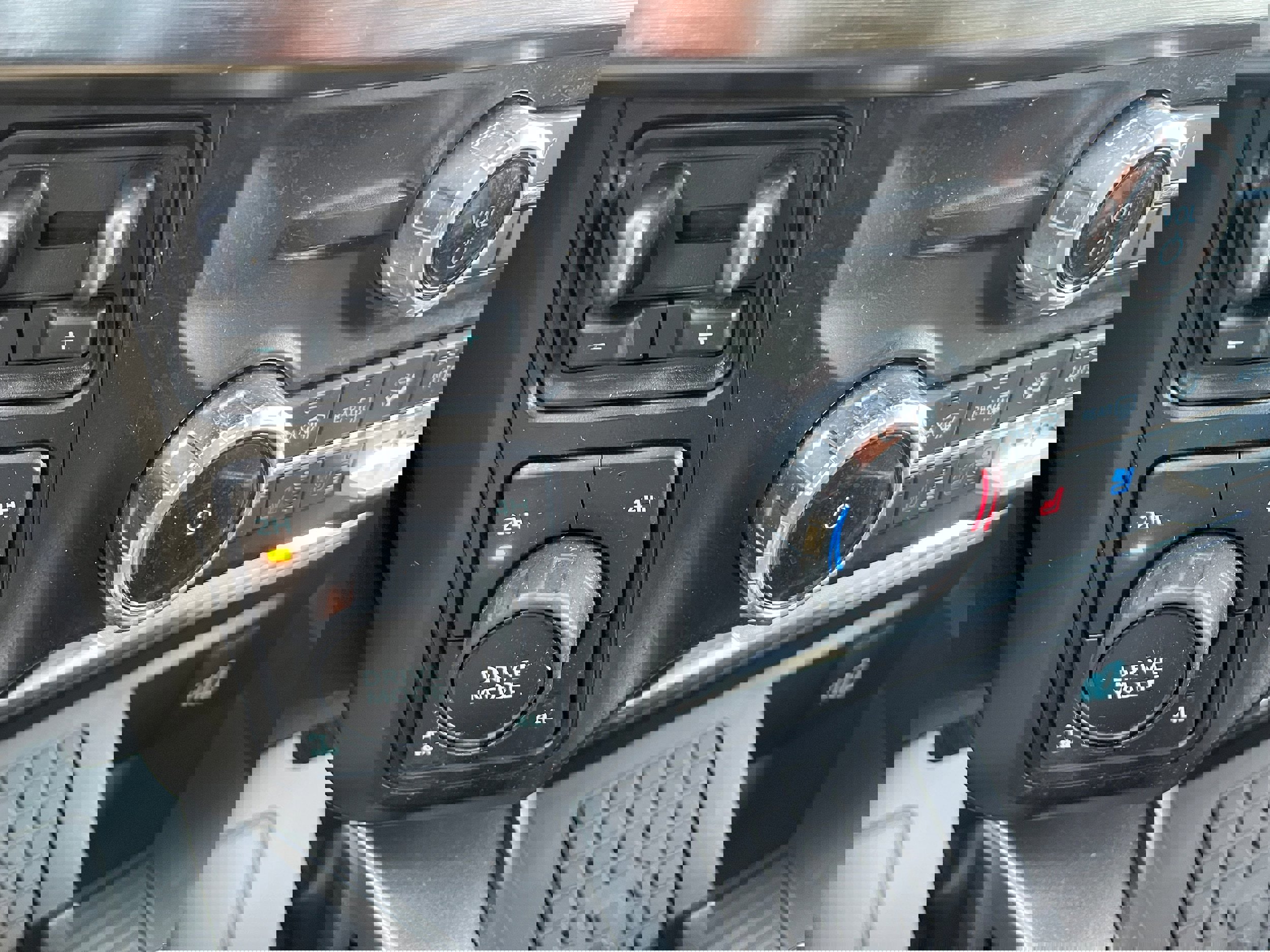 Certified 2023 Ford F250 Lariat w/ Chrome Package image 22