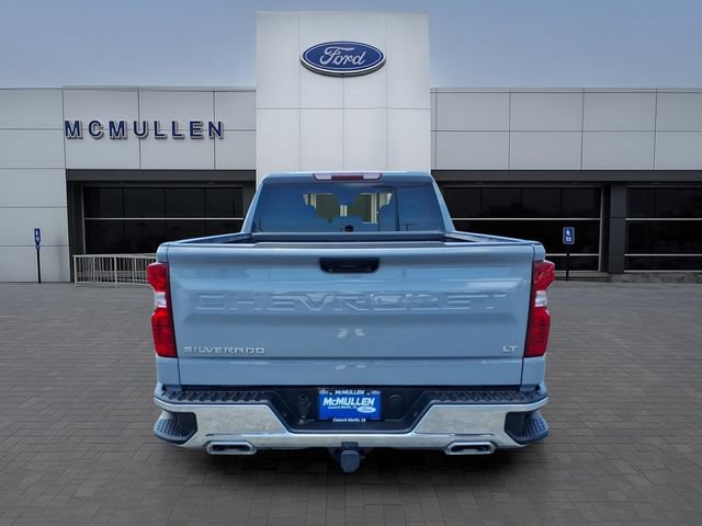 Used 2024 Chevrolet Silverado 1500 LT w/ Z71 Off-Road Package AWD/4WD image 6
