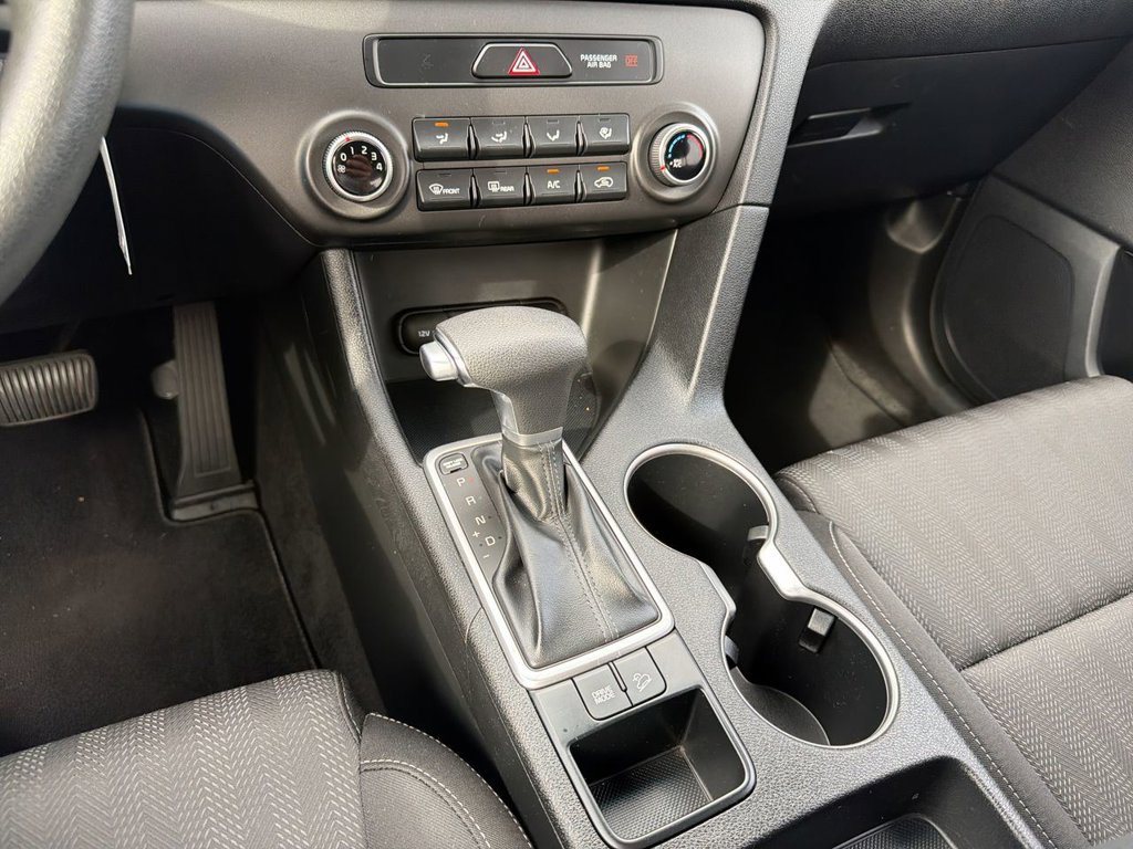Used 2019 Kia Sportage LX FWD image 17