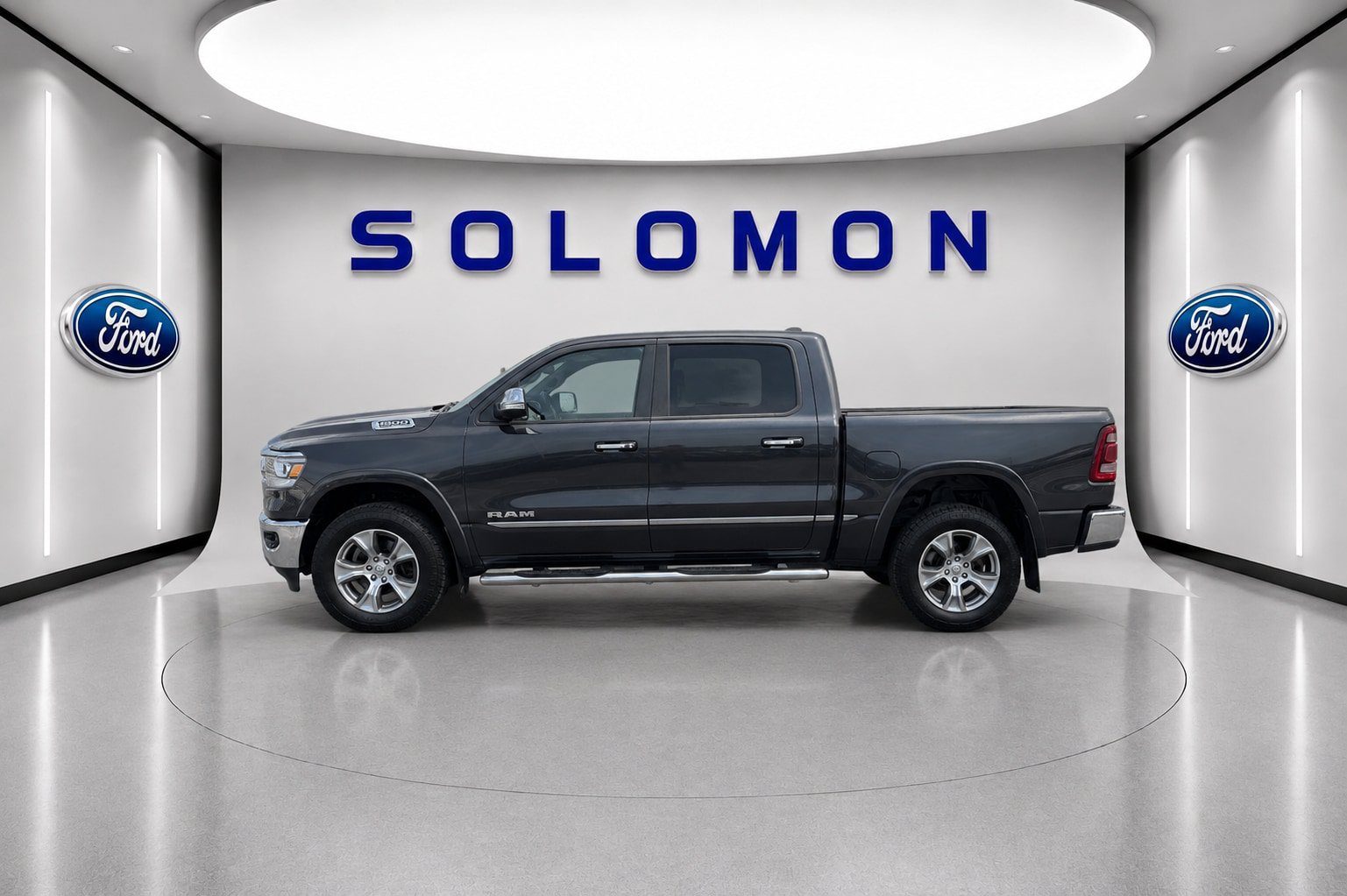Used 2021 RAM 1500 Laramie AWD/4WD image 7