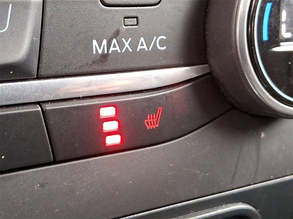 Certified 2021 Ford EcoSport SE w/ SE Convenience Package image 28