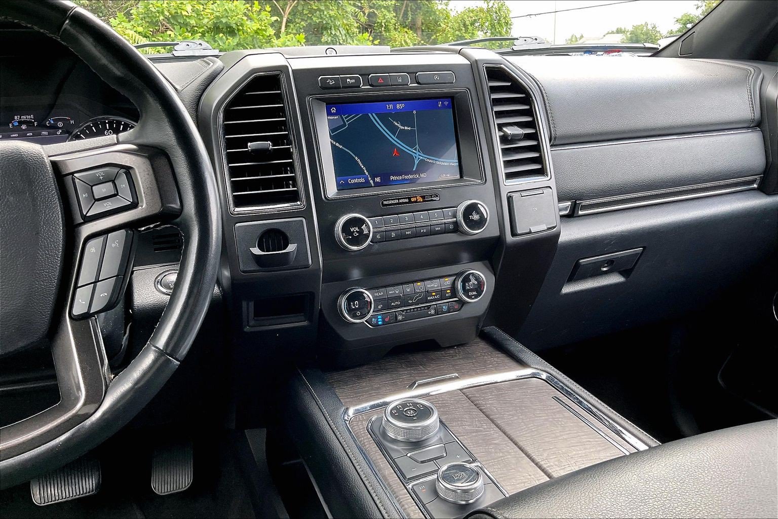 Certified 2021 Ford Expedition Max Limited AWD/4WD image 6
