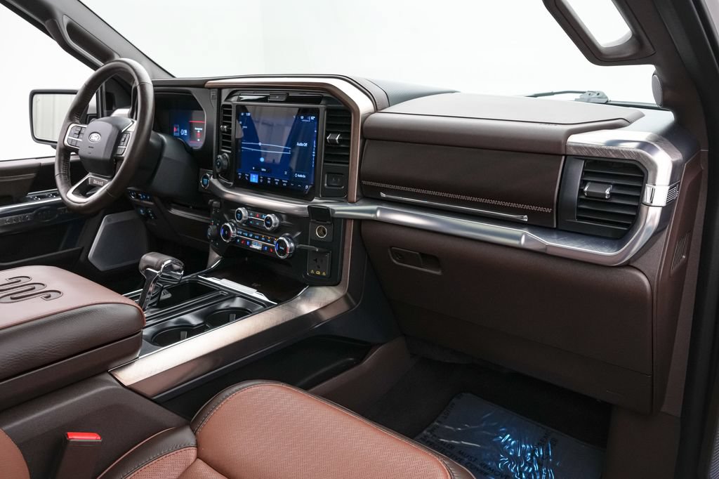 Certified 2025 Ford F150 King Ranch AWD/4WD image 30