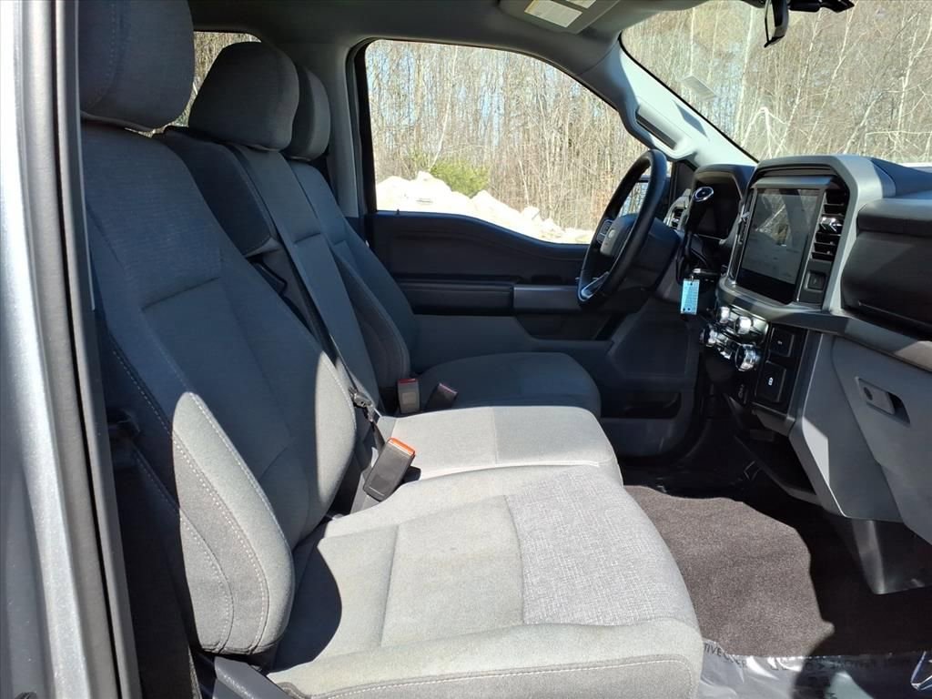 Certified 2025 Ford F150 XLT w/ Equipment Group 301A Standard image 10