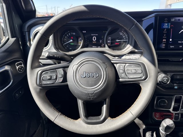 Used 2024 Jeep Wrangler Unlimited AWD/4WD image 16