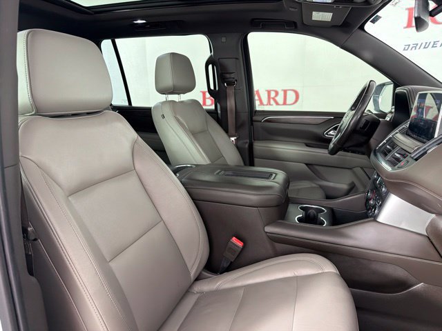 Used 2021 Chevrolet Suburban LT w/ LT Signature Package RWD image 33