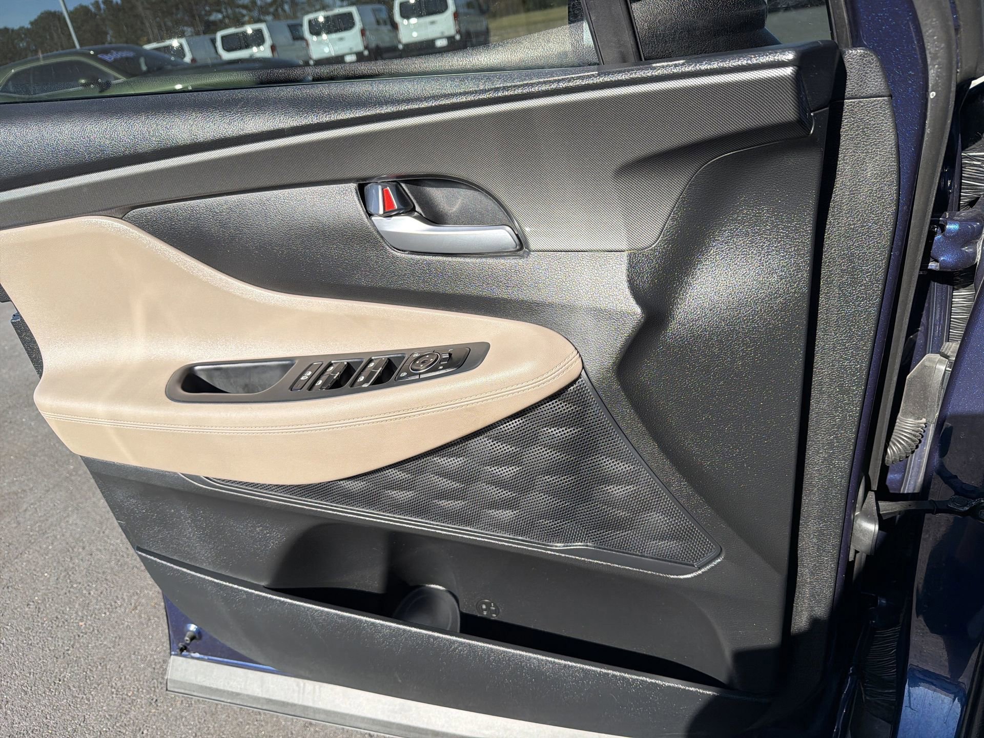 Used 2022 Hyundai Santa Fe SEL w/ Convenience Package image 24