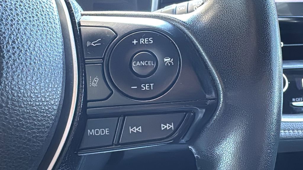 Used 2021 Toyota Corolla SE w/ Carpet Mat Package (TMS) FWD image 13