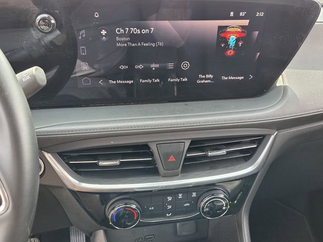 Used 2024 Buick Encore GX Sport Touring w/ Black Roof Package image 17