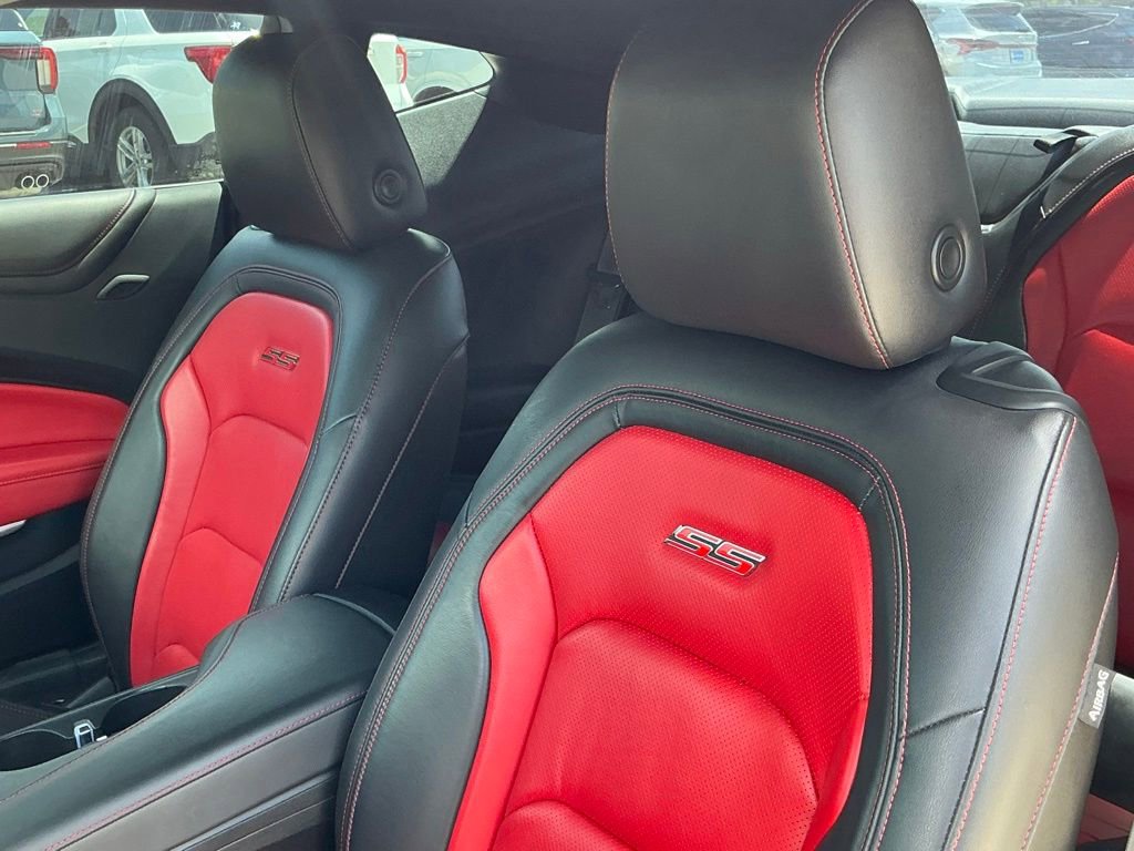 Used 2022 Chevrolet Camaro SS RWD image 29