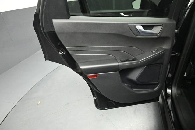 Certified 2024 Ford Escape ST-Line w/ Tech Pack #1 AWD/4WD image 23