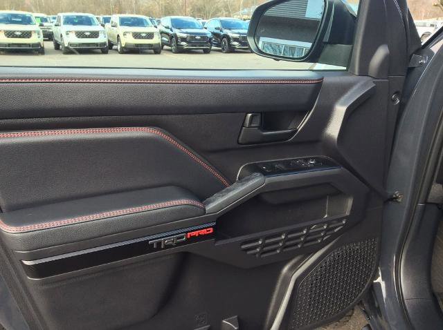 Used 2025 Toyota Tacoma TRD Pro image 26