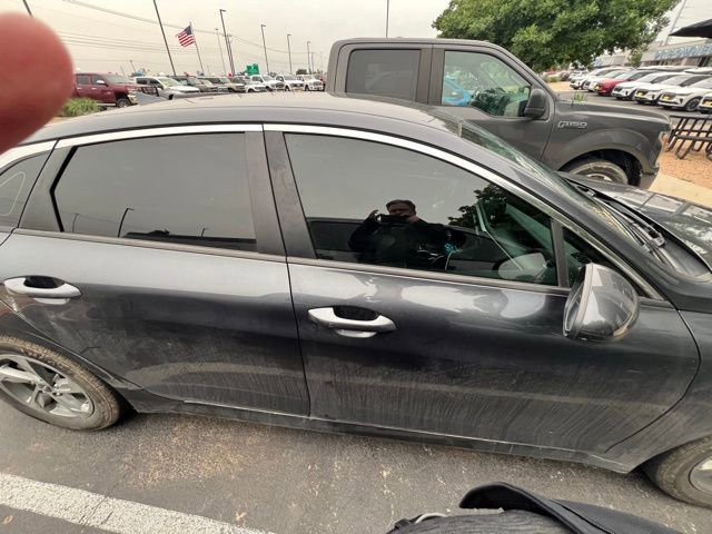 Used 2022 Kia K5 LXS FWD image 7