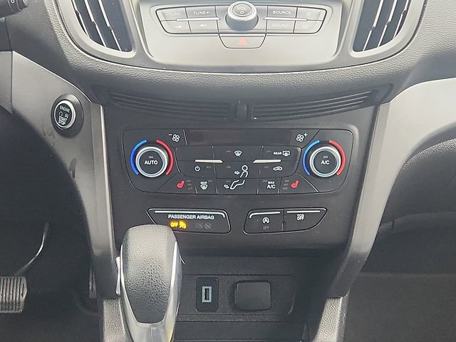 Certified 2019 Ford Escape SE image 17