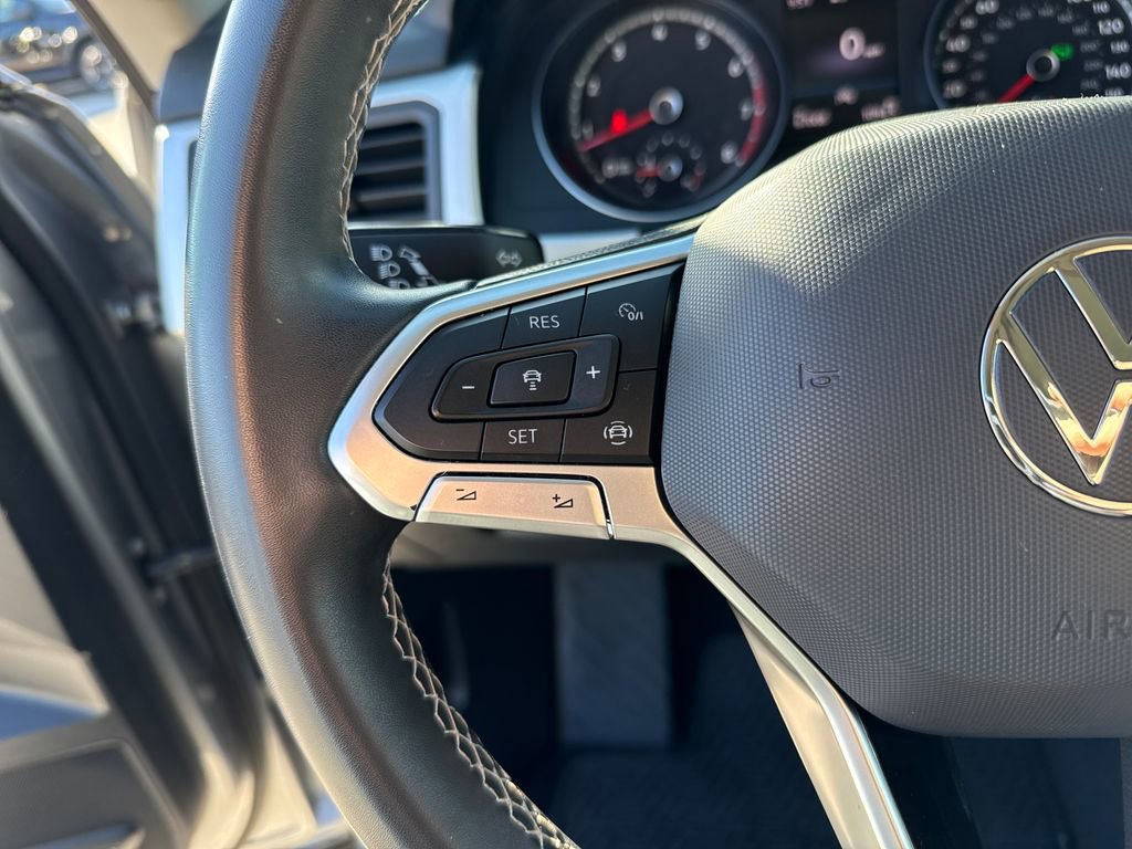 Used 2021 Volkswagen Atlas SE w/ Panoramic Sunroof Package image 16