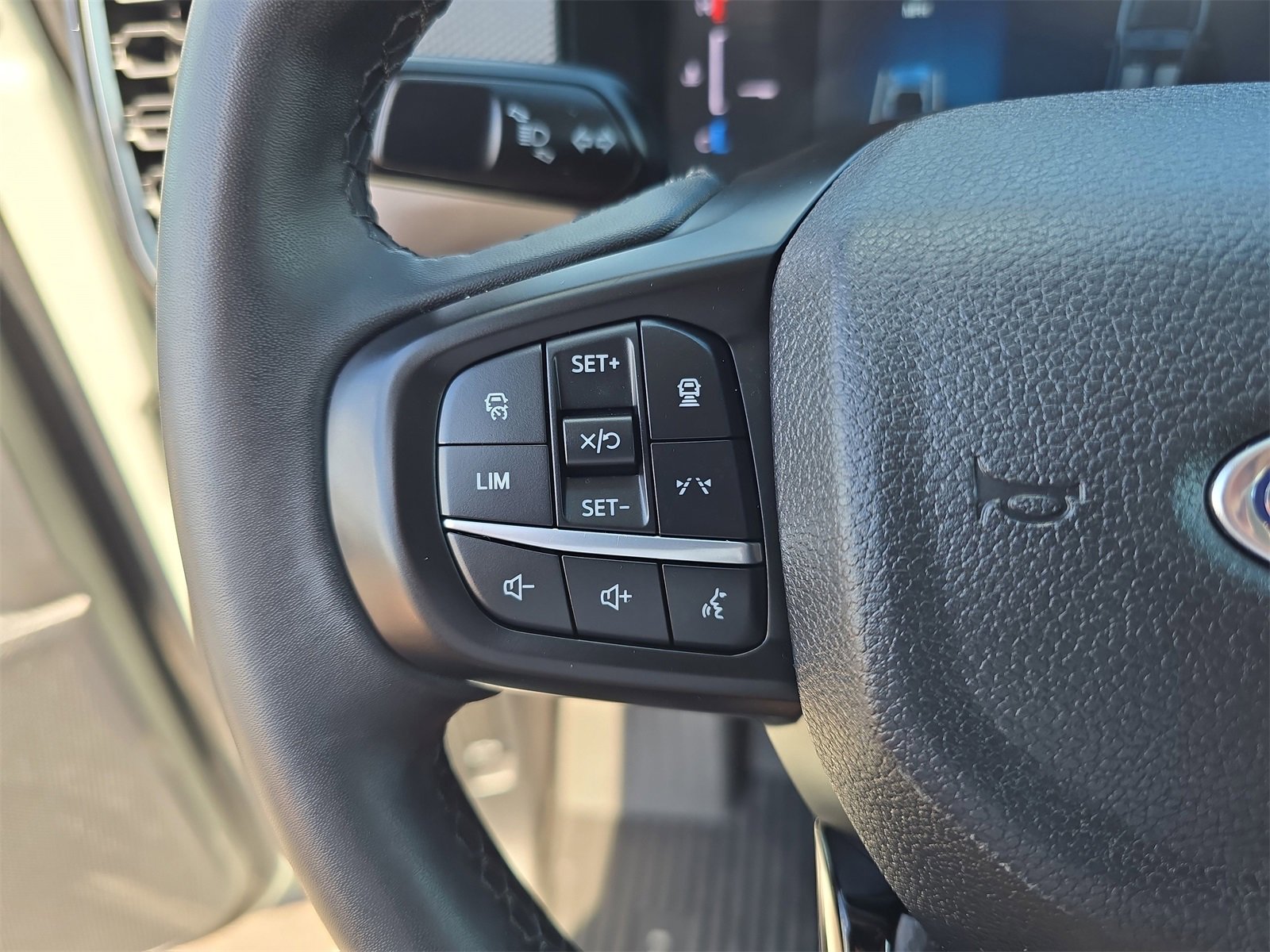 Certified 2024 Ford Ranger XLT w/ Technology Package image 20